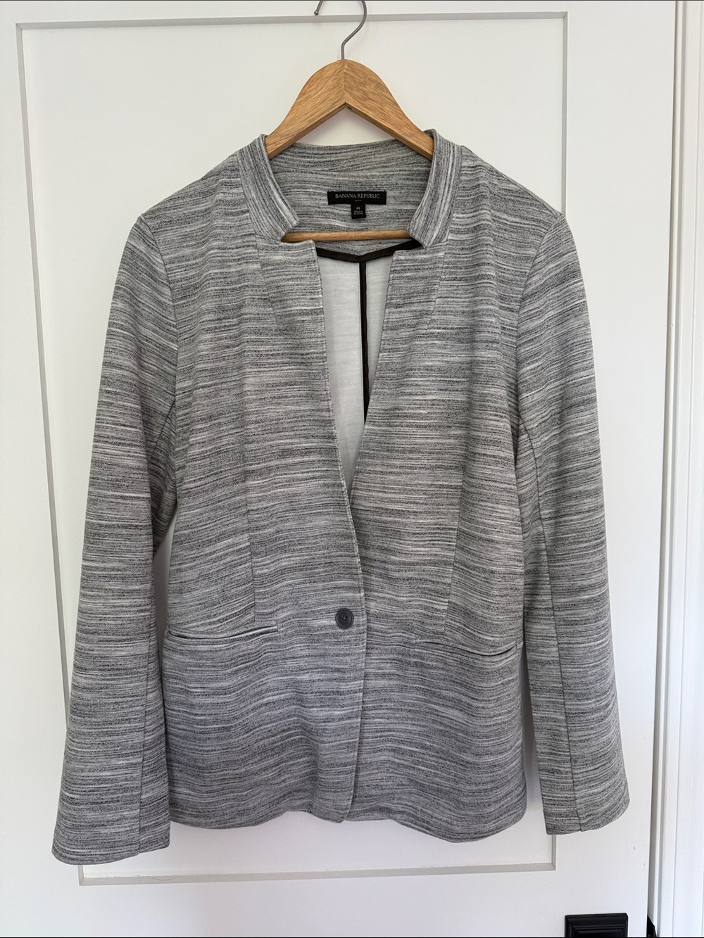 Banana Republic Gray Textured Knit Blazer